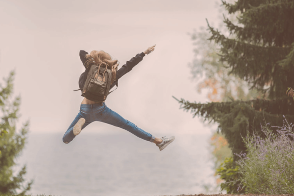 donating makes you happy, photo by Sebastian Voortman